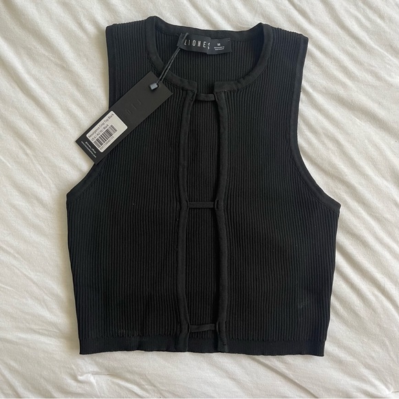 RESURGANCE CROP - Picture 3 of 4